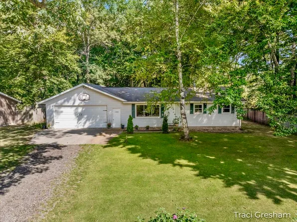 12860 128th Ave, Grand Haven, MI 49417