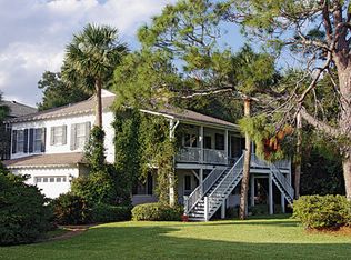 4213 4th St, Saint Simons Island, GA 31522