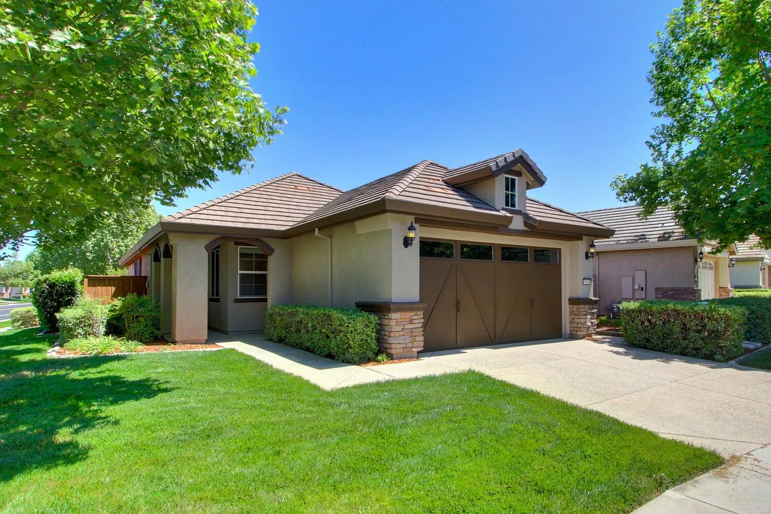 9840 Westminster Way photo 1