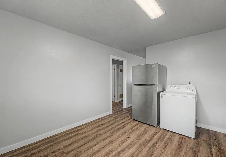 1305 W New Hope Rd #A — Photo 5