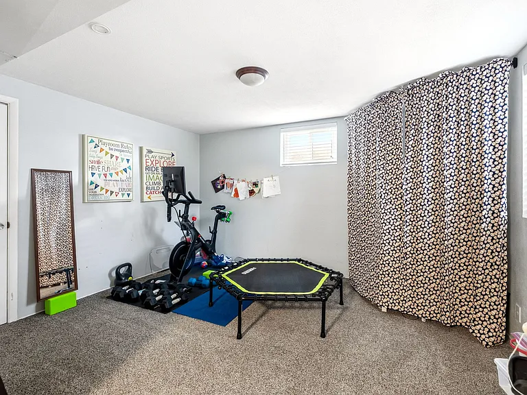 6146 S Josephine Way — Photo 14