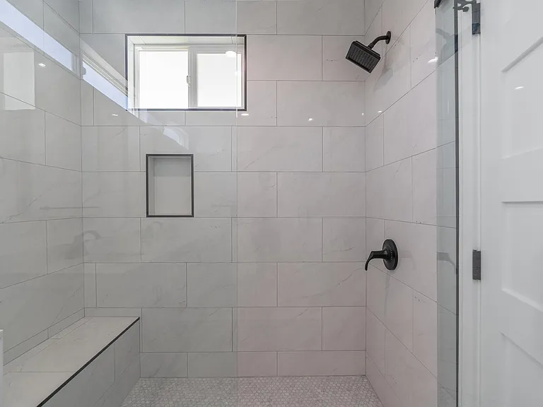 1206 Tamarind Ave — Photo 23