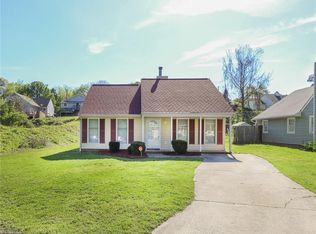 2611 Bears Creek Rd, Greensboro, NC 27406