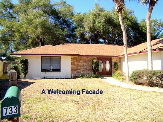1st image of 733 Lakeview Dr