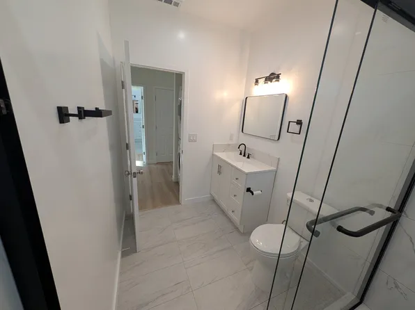 10867 Nettleton St, Sun Valley, CA 91352