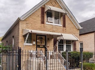 704 N Trumbull Ave, Chicago, IL 60624