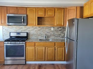 136 Lincoln Ave, New Rochelle, NY 10801