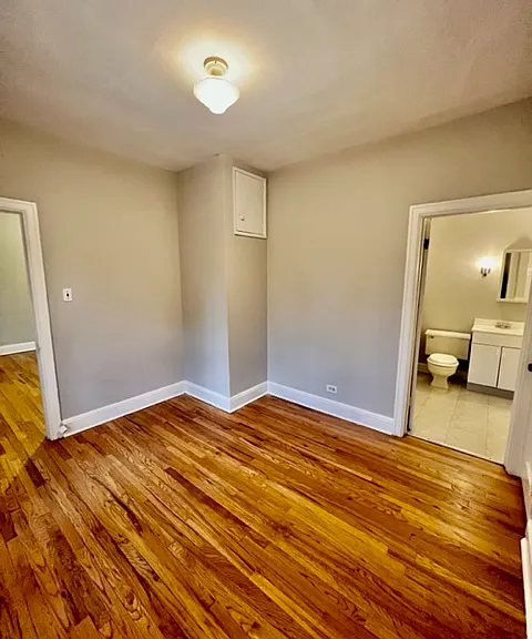 Frances Apartments — Photo 30
