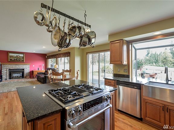 4th image of 12924 SE 214th Pl