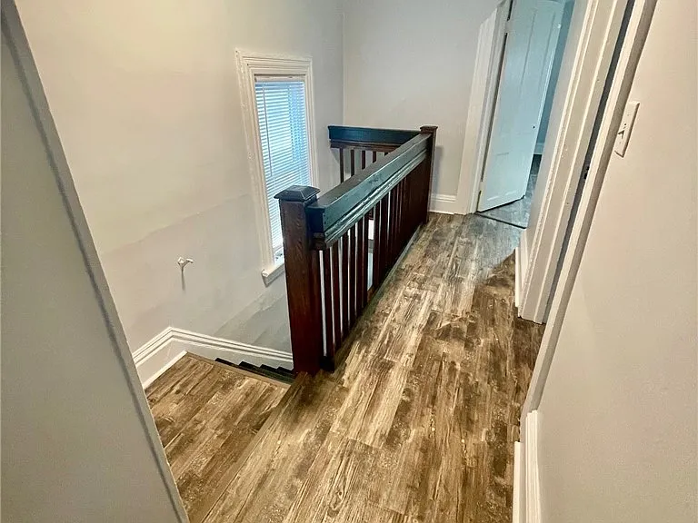 223 E Filbert St — Photo 31
