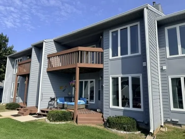 403 W Lake St, Tawas City, MI 48763