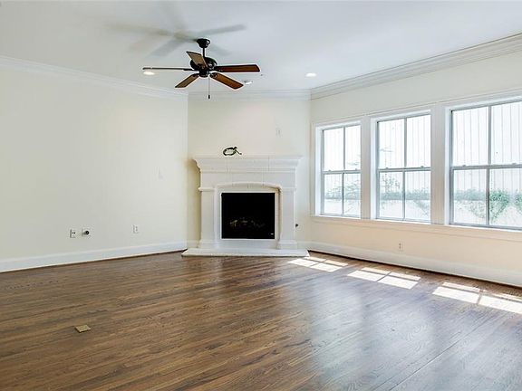 3rd image of 5801 Hillcrest Ave APT 4