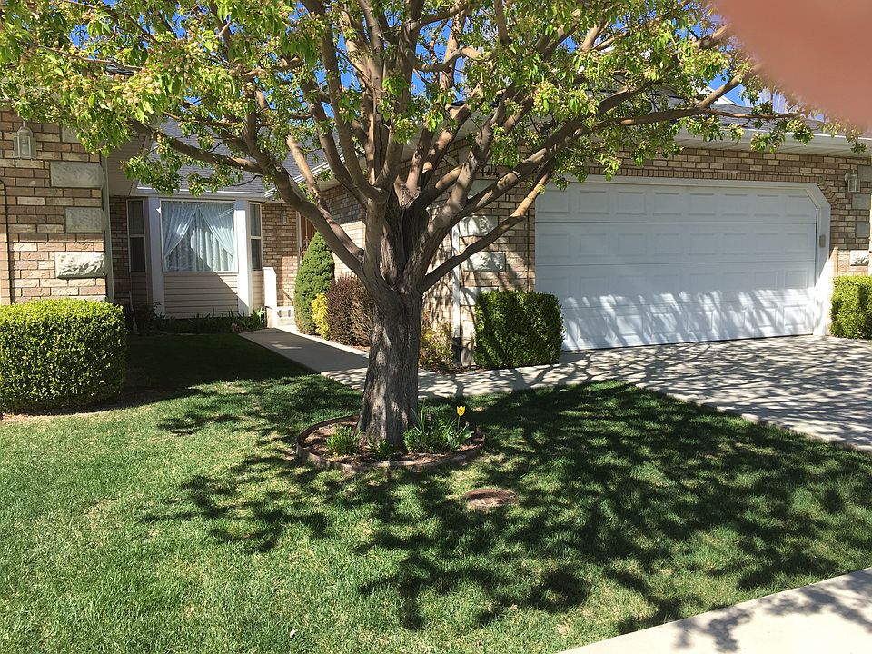 1st image of 144 W Hidden Hollow Cir