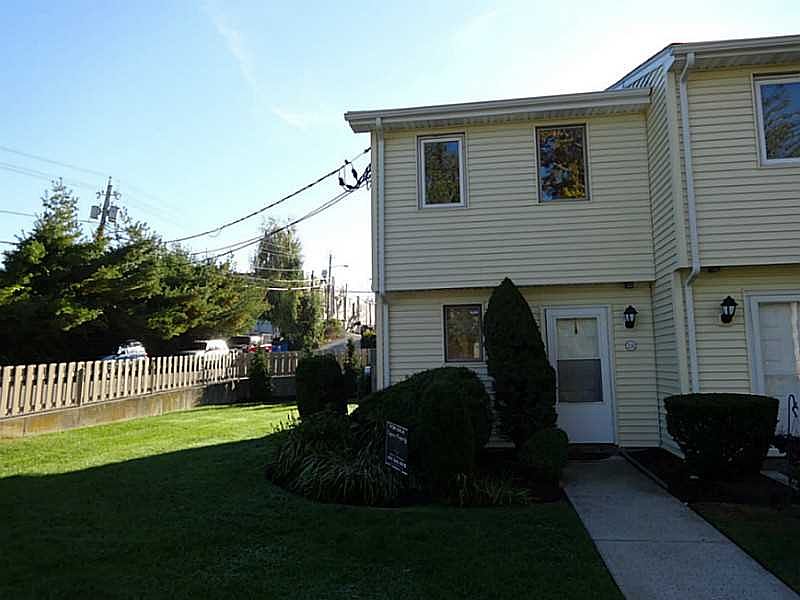 1st image of 33 Dale Ave APT A