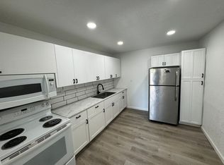 2231 N Palm Canyon Dr #2233, Palm Springs, CA 92262