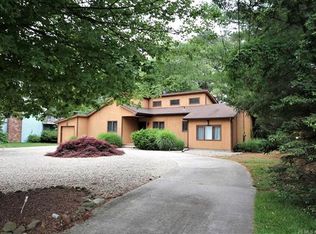 11 Pinehurst Dr, Little Egg Harbor, NJ 08087