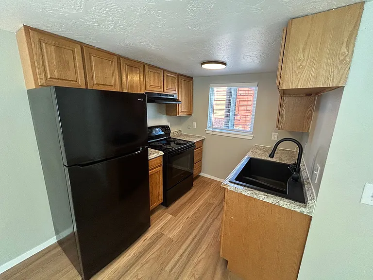 Welcome to 621 S Cannon Apartments! — Photo 25