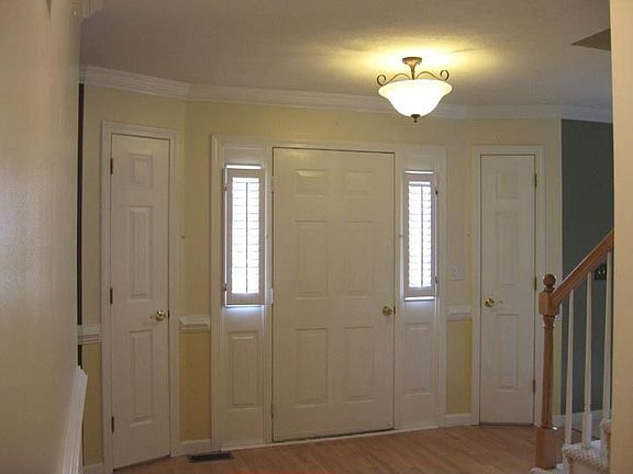 2nd image of 17 Sunflower Ln