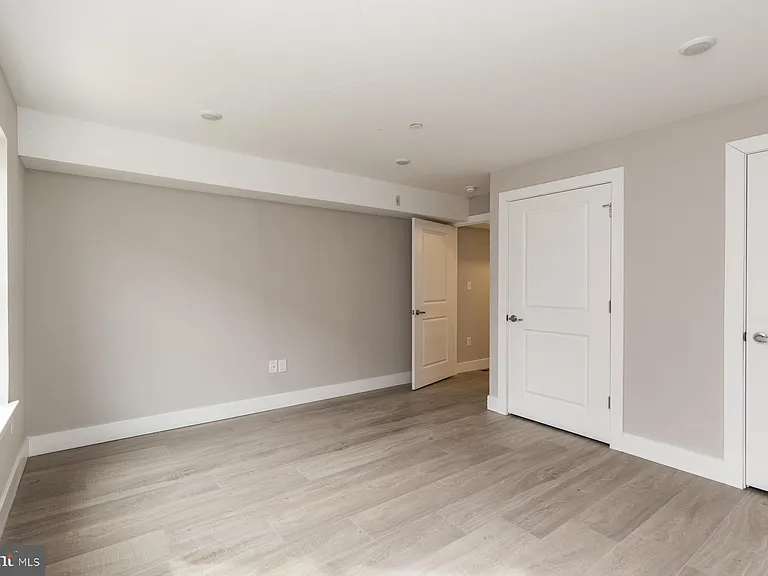1724 N Marshall St #B — Photo 15