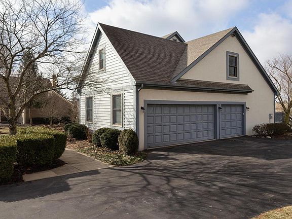 4th image of 8483 Davington Dr