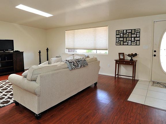 4th image of 8811 E Colette St