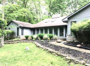 4380 Forest Hill Rd, Powell, OH 43065