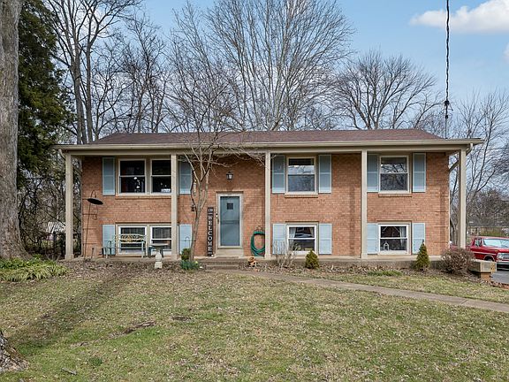 3rd image of 139 Bailey Collins Dr