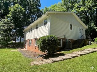 731 Miller Ave, Great Falls, VA 22066