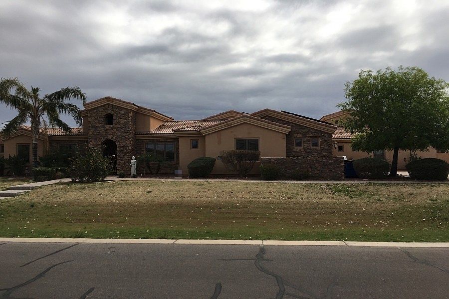 1st image of 21235 E Orchard Ln