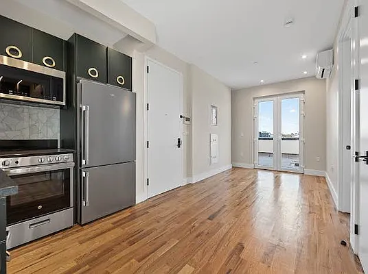 Rented by Doorway NYC, LLC | media 1