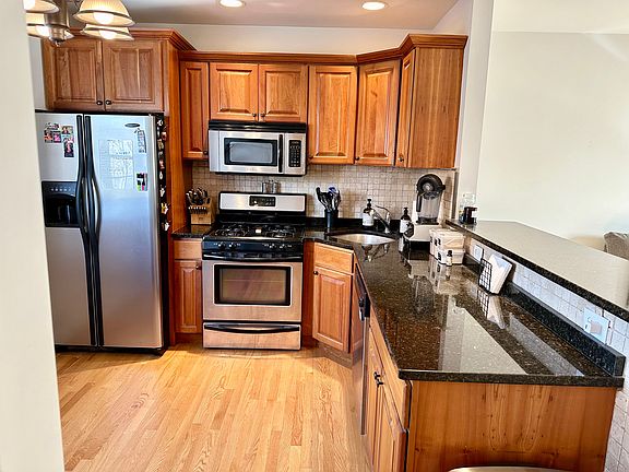 Main floor - kitchen