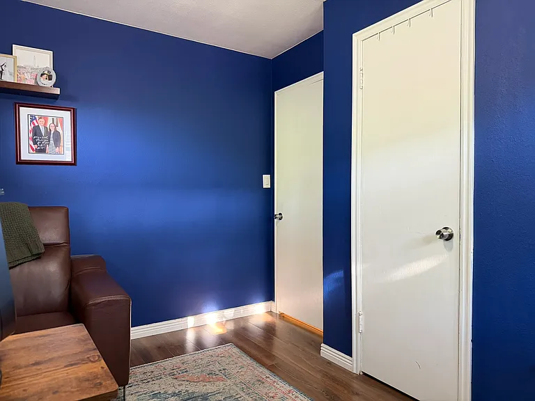 1054 N 500 W — Photo 12