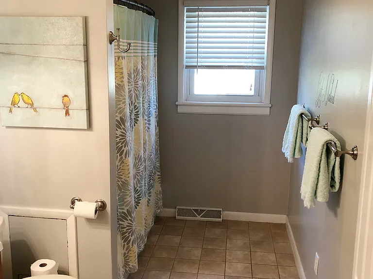 75 Foxcroft Dr — Photo 16