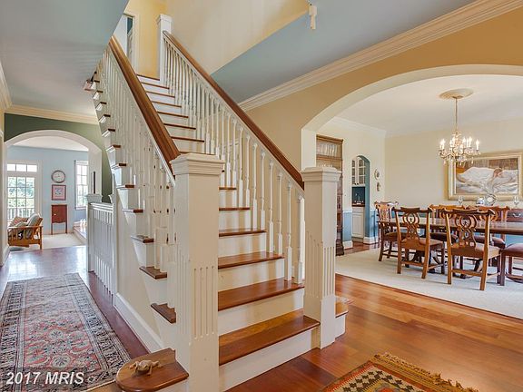 4th image of 15735 White Tail Ln