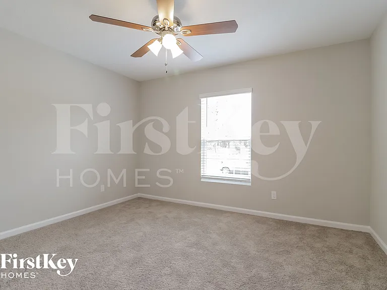1630 Salazar St SE — Photo 13