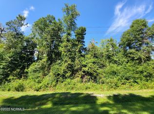 610 Dogwood Ln, Wilmington, NC 28409