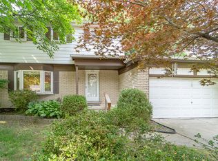 330 Ely Dr N, Northville, MI 48167