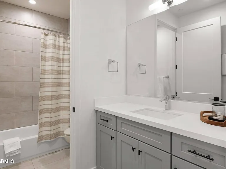5151 N 13th Pl #7 — Photo 21