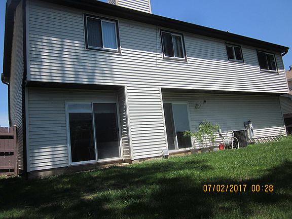 4th image of 14 Southbury Ct