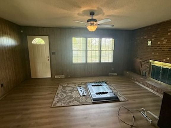 5th image of 7176 New Hope Rd