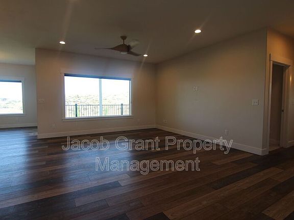 5th image of 7110 S High Willow Ln