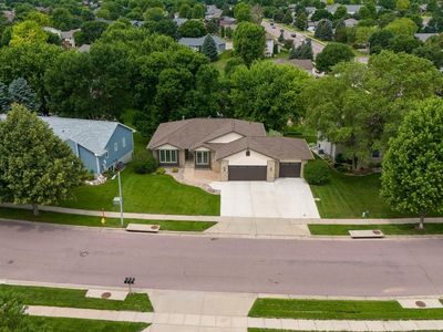 1805 S Oxford Ave, Sioux Falls, SD, 57106