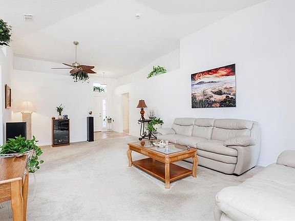4th image of 5570 Sycamore Canyon Dr