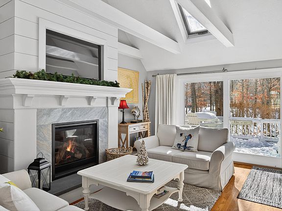 3rd image of 48 Holly Ridge Drive