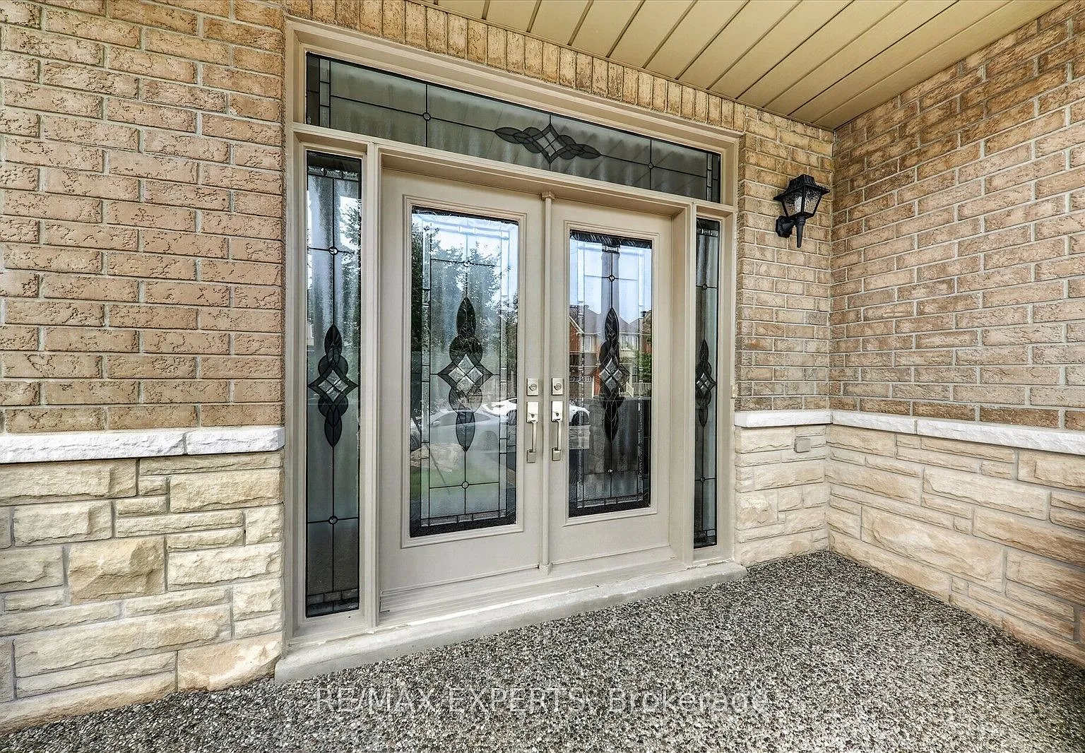 4 bed, $3,200 — Photo 3