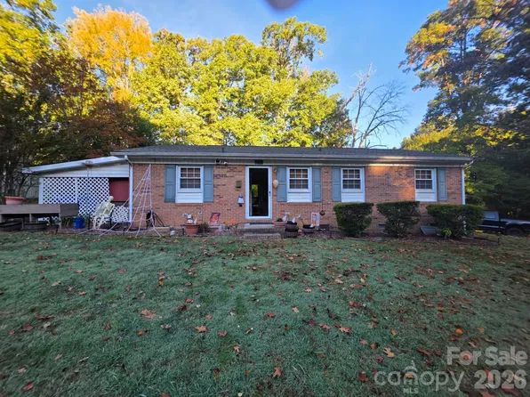107 Brookwood Ave NE, Concord, NC 28025