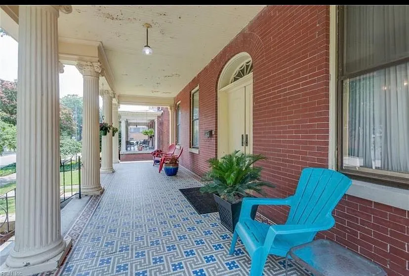 3 bed, 1850 sqft, $2,500 — Photo 3