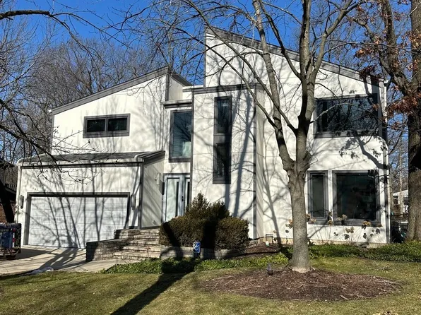 605 Euclid Ct, Highland Park, IL 60035