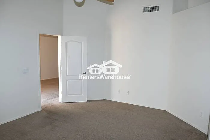 8757 E Avalon Dr — Photo 9