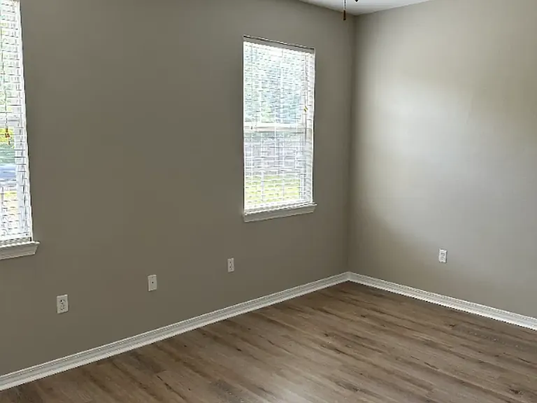 316 Peoria Blvd — Photo 7